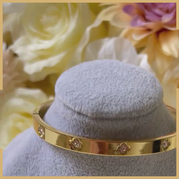 Edelstahlarmband in Gold mit funkelnden Zirkonia – Elegant & Langlebig